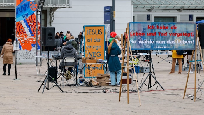 Die einzige „Demo“ beim Hauptbahnhof.