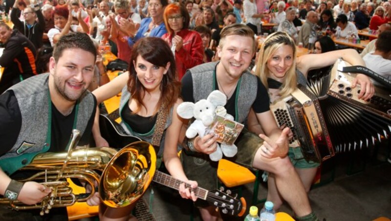 Die Granaten sorgen für Steirer-Power beim Linzer "Krone"-Fest (18. + 19. August) am Pfarrplatz. (Bild: Uta Rojsek-Wiedergut)