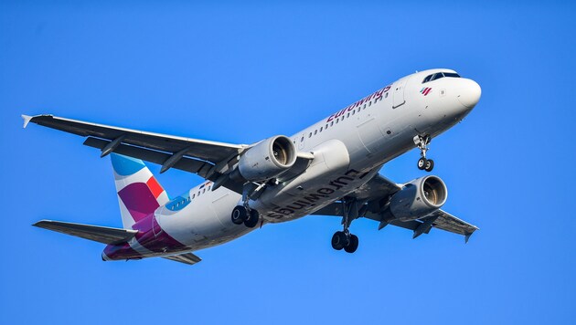 Eurowings verbindet Linz derzeit dreimal pro Woche mit Mallorca. (Bild: Harald Dostal)