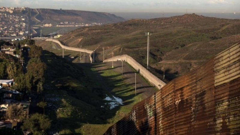 Grenzzaun zwischen den USA und Mexiko (Bild: AFP/Guillermo Arias)