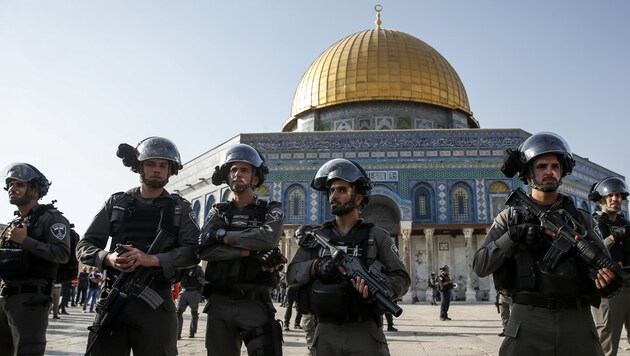 Policía en el Monte del Templo de Jerusalén (foto de archivo) (Bild: AFP)