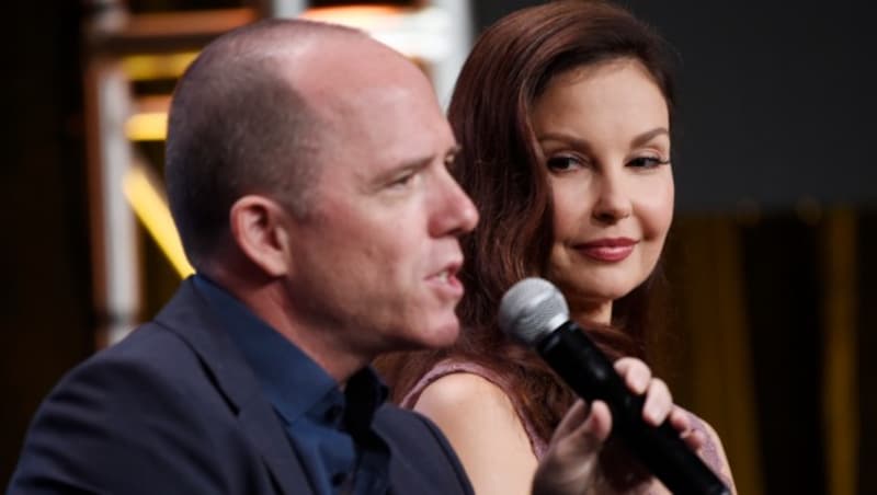 Ashley Judd mit Bradford Winters (Bild: 2017 Invision)