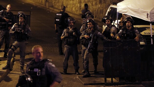 Sicherheitskräfte auf dem Tempelberg (Archivbild) (Bild: AFP)