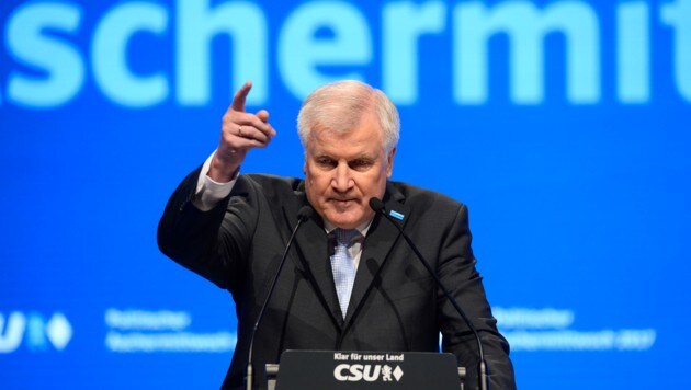 CSU-Parteichef Horst Seehofer (Bild: AFP)