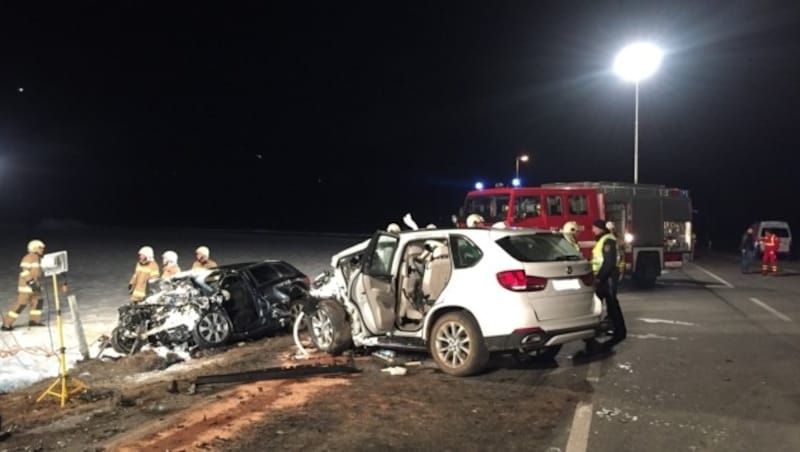 Nach dem Unfall: Ein Bild der Zerstörung (Bild: FF Leogang)