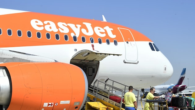 Die britische Billigairline easyjet (Symbolbild) (Bild: APA/ROBERT JAEGER)