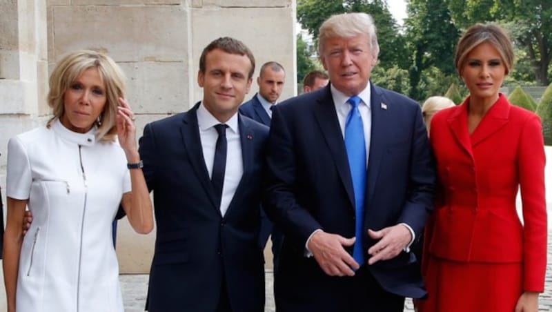 Brigitte und Emmanuel Macron mit Donald und Melania Trump (Bild: AFP)