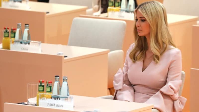 Stellvertretend für ihren Vater und die USA nahm Ivanka Trump an einer Beratungssession teil. (Bild: AFP)