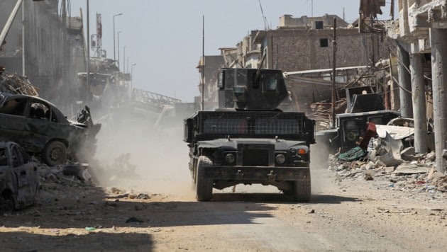 Irakische Truppen in der Innenstadt von Mossul (Bild: AFP)