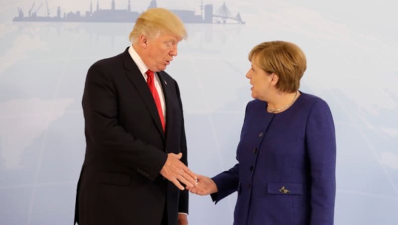 Donald Trump mit Angela Merkel (Bild: AP)