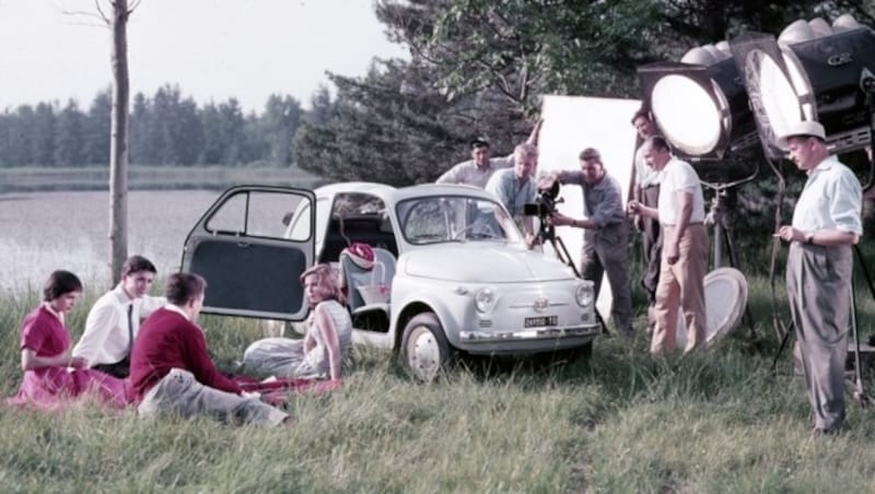 Der Fiat 500 bei Filmaufnahmen (Bild: Fiat)