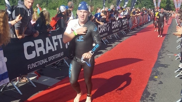 3,8 Kilometer konnte Christian in 1:22:20 relativ locker schwimmend hinter sich bringen. (Bild: Alexander Schwab und Christian Spitzer)