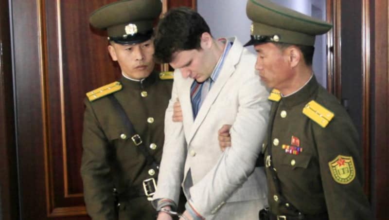 Otto Warmbier bei seinem Prozess in Nordkorea im Jahr 2016 (Bild: AP)