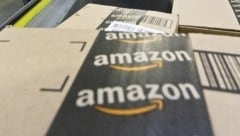 Die Mailänder Staatsanwaltschaft nimmt eine Logistiktochter des US-Internetriesen Amazon unter die Lupe. (Bild: AP)
