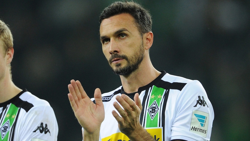 The ex-Gladbach player pays tribute to the national team. (Bild: GEPA)