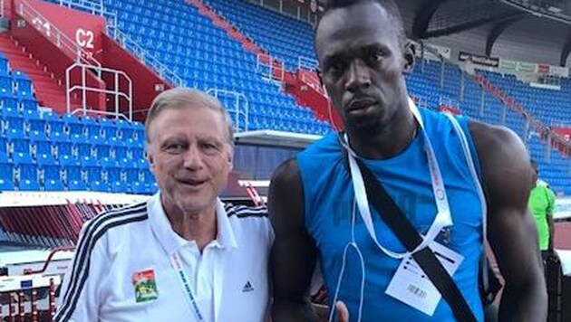 Usain Bolt (re.) mit Ex-"Krone"-Journalist Olaf Brockmann (Bild: Olaf Brockmann)