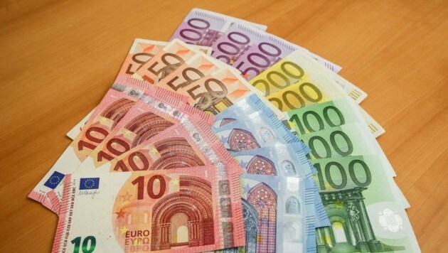 Geld wird auch in Beziehungen rasch zum Streitthema. (Bild: SEPA.Media KG | Stephan Woldron | www.sepa.media)