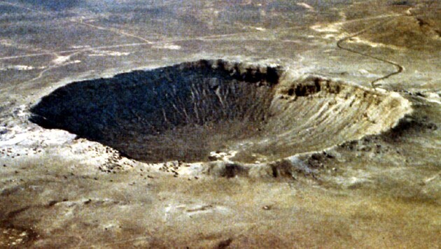 Ein Asteroiden-Krater im US-Bundesstaat Arizona (Bild: AFP/NASA)