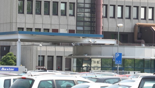 Im Pharmawerk in Orth (NÖ) arbeiten 650 Menschen (Bild: zwefo)