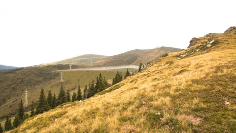 In diesem Bereich der Koralm soll ein Speichersee entstehen: Die 380-kV-Leitung führt darüber. (Bild: Koralmkraft)