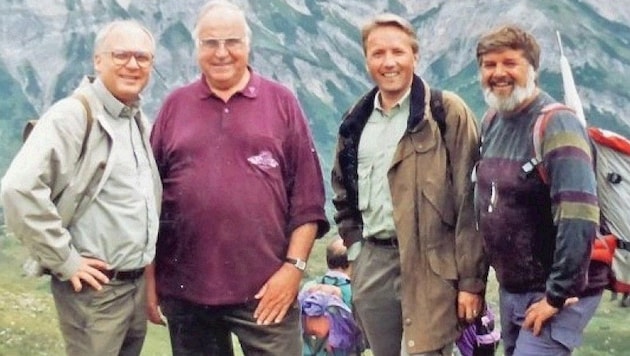 Franz Schausberger, Helmut Kohl, Karl Gollegger und â01EKroneâ01C-Bergfex Gschwendtner (r.). (Bild: Geschwendtner)
