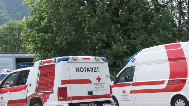 Notarzt und Rettungssanitäter konnten den 58-Jährigen nicht wiederbeleben (Bild: FOTOKERSCHI.AT/KERSCHBAUMMAYR)