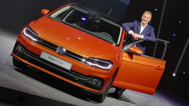 VW-Marken-Chef Herbert Diess hat gut lachen: Der VW Polo schaut nach einer Punktlandung aus. (Bild: Stephan Schätzl)