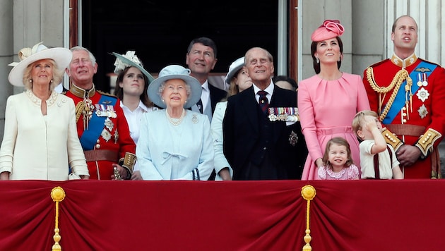 Die britischen Royals (Bild: AP)