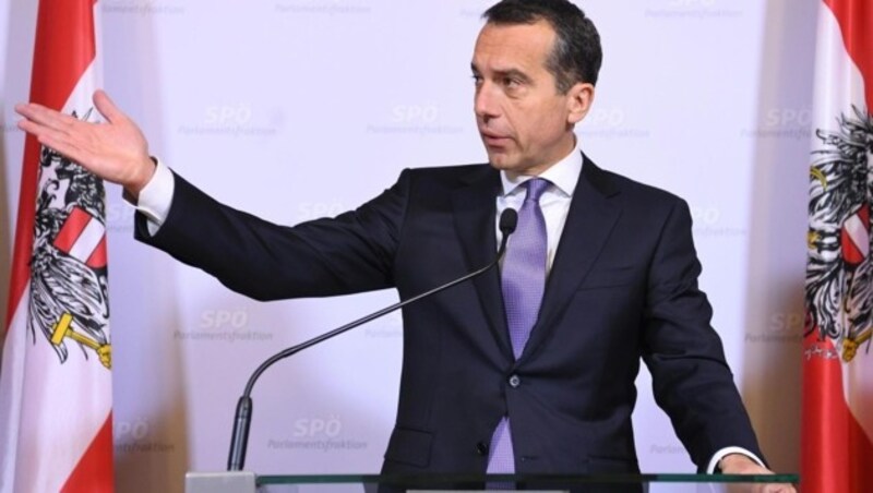 Bundeskanzler Christian Kern bei der Pressekonferenz (Bild: APA/HELMUT FOHRINGER)