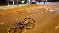 Der Radfahrer wurde in Simmering von einem Pkw angefahren. (Bild: APA/LPD WIEN)