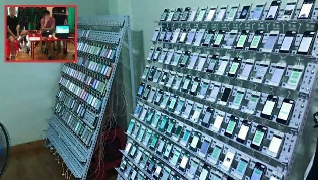 An der Rückseite sind die Dutzenden Ladekabel zu sehen, von denen die Spam-iPhones Strom bezogen. (Bild: facebook.com)