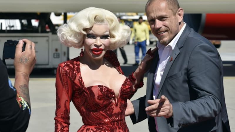 Amanda Lepore, Gery Keszler (Bild: APA/HANS PUNZ)