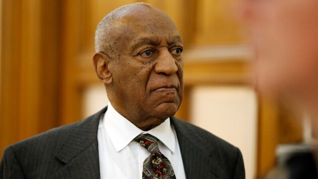 Bill Cosby bei einem seiner Gerichtstermine (Bild: Associated Press)