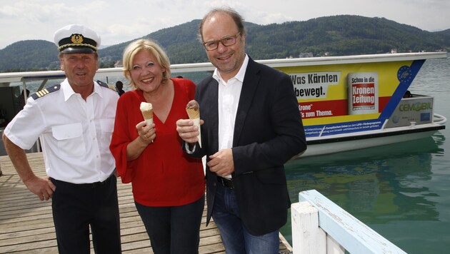 Bürgermeisterin Maria-Luise Mathiaschitz und Krone-Kärnten-Chef Hannes Mößlacher genossen ein Eis (Bild: Uta Rojsek-Wiedergut)