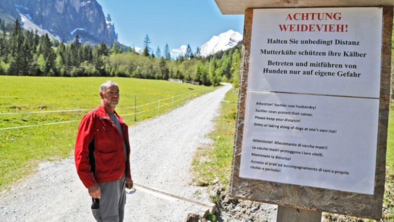 Jahre vor dem Unglück hatte der 58-Jährige Warntafeln aufgestellt, um Wanderer zu informieren. (Bild: Christof Birbaumer)