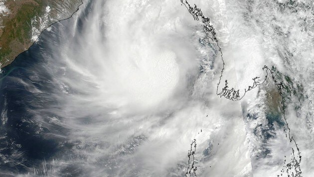 Eine Satellitenaufnahme des Tropensturms "Mora" (Bild: NOAA/NASA Goddard Rapid Response Team)