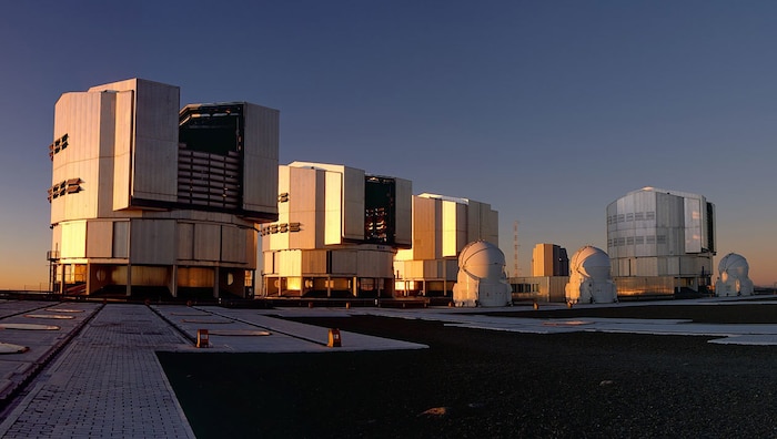 Die vier Hauptteleskope des Very Large Telescope (VLT) der ESO in Chile