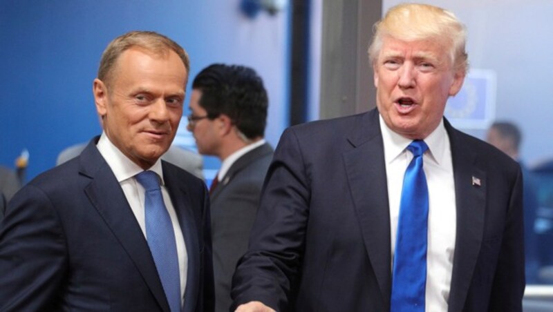 Donald trifft Donald: EU-Ratspräsident Tusk mit US-Präsident Trump in Brüssel (Bild: AP)