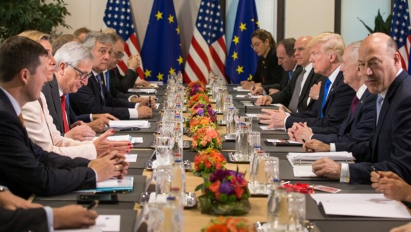 Meinungsaustausch auf höchster Ebene zwischen der EU und den USA (Bild: AFP)