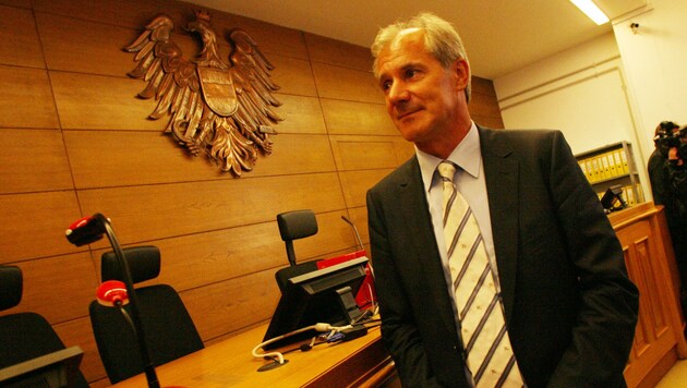 Josef Martinz einst beim Birnbacher-Prozess (Bild: Kronen Zeitung)