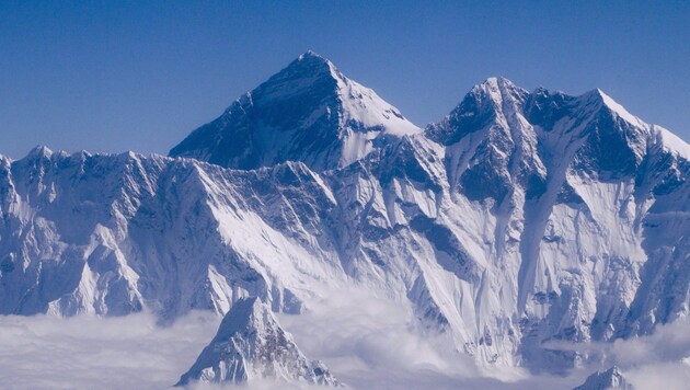 Den Mount Everest hat Hans Goger als erster Burgenländer bereits bezwungen. (Bild: APA/EPA/NARENDRA SHRESTHA)