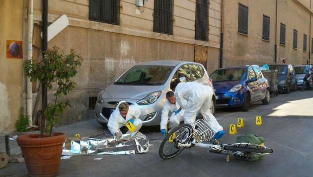 Mafiaboss Dainotti wurde auf seinem E-Bike erschossen. (Bild: EPA/Michele Naccari)