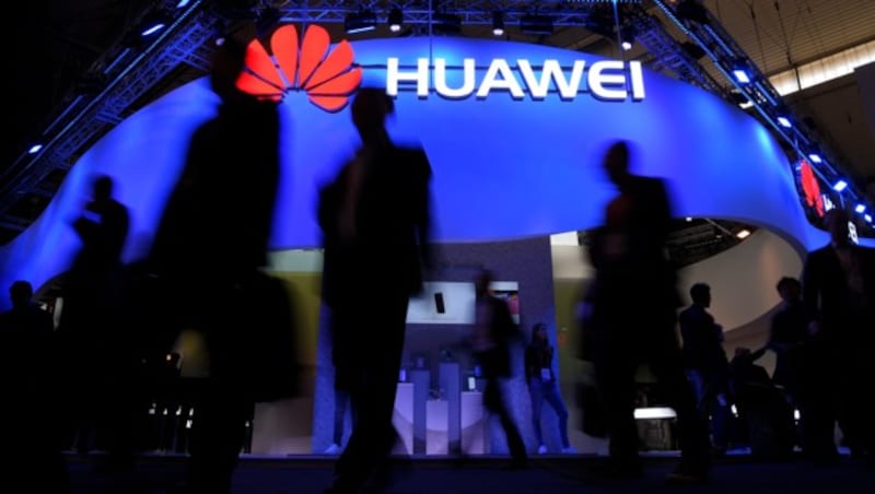 Aufgrund der anhaltenden US-Sanktionen hortet Huawei große Mengen Mikrochips. (Bild: AFP)