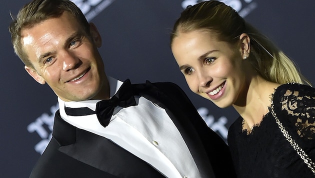 Manuel Neuer mit Nina Neuer (Bild: AFP)
