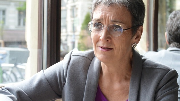 Die Spitzenkandidatin der Grünen, Ulrike Lunacek (Bild: APA/HELMUT FOHRINGER)
