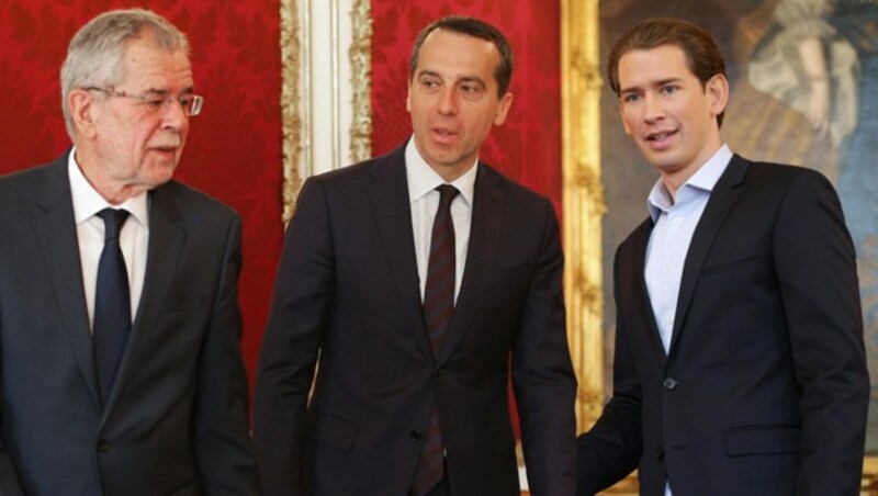 Kern und Kurz waren bei Bundespräsident Van der Bellen - allerdings nacheinander. (Bild: APA/Georg Hochmuth, krone.at-Grafik (Fotomontage))