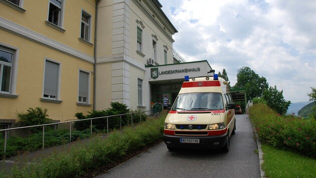 Im LKH Mürzzuschlag ist die 24-Stunden-Ambulanz nicht mehr aufrecht zu erhalten (Bild: Heinz Weeber)