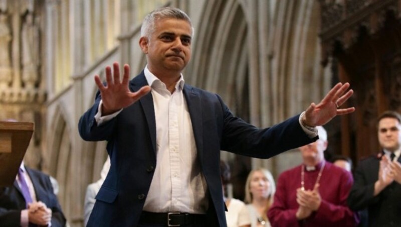 Sadiq Khan während seiner Vereidigung in der Southwark-Kathedrale (Bild: APA/AFP/POOL/YUI MOK)