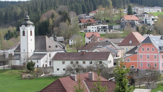 Eine menschliche Tragödie passierte kurz vor Weihnachten im beschaulichen Vorderweißenbach in Oberösterrreich. (Bild: Jürgen Pachner)