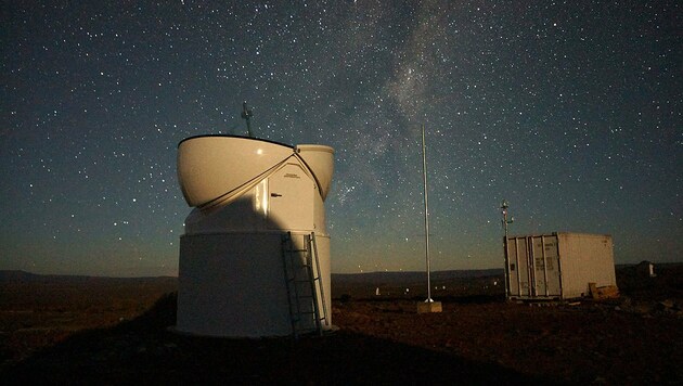 Die Teleskopstation SMART-01 in Südafrika (Bild: AIUB/H. Fiedler)